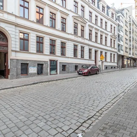 Piekary In The Center - 15 Apartment